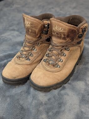 Vintage 90s Nike Air ACG Hiking Boots Brown Purple Size 7.5 Womens Gorpcore